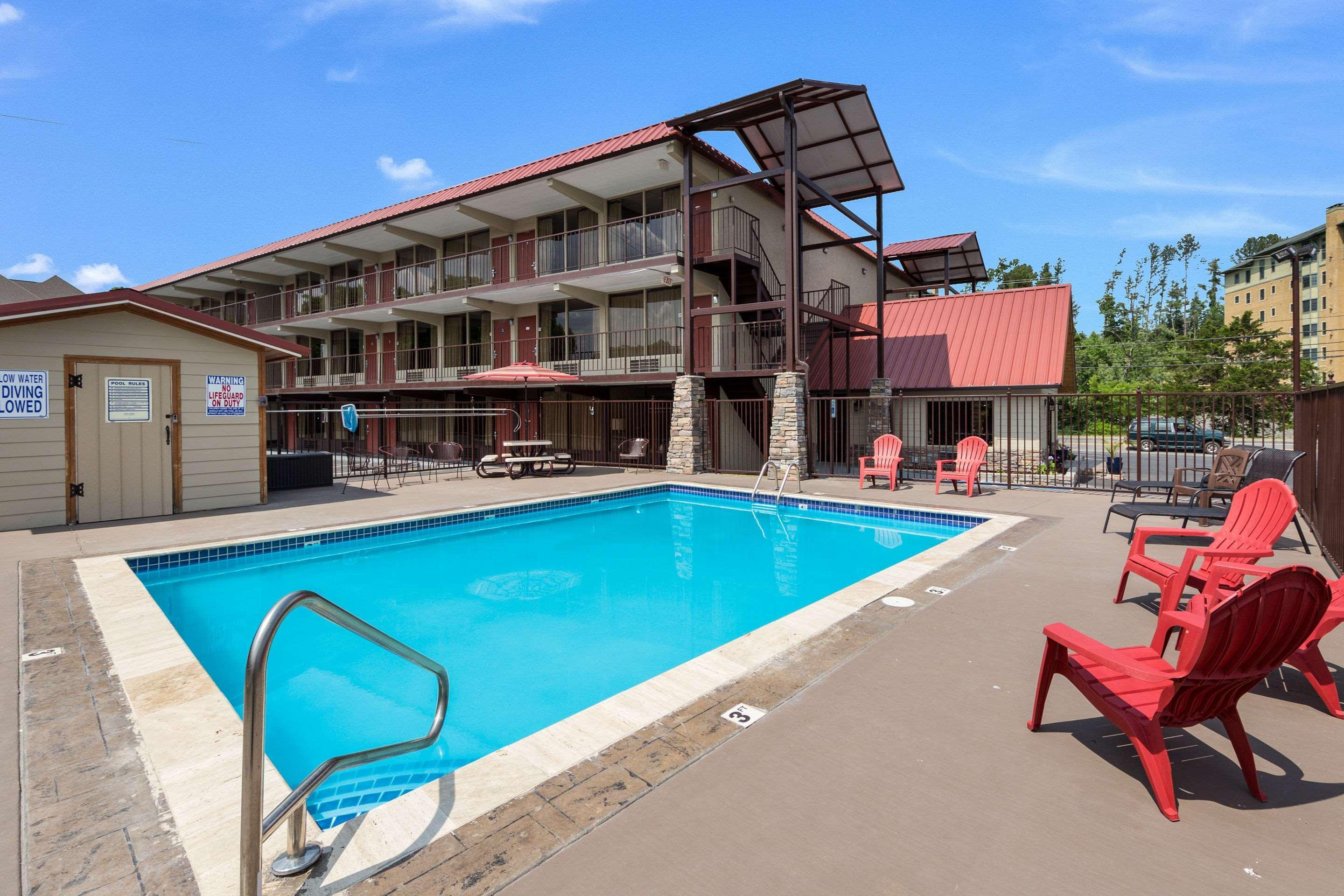 Econo Lodge Pigeon Forge Exterior photo